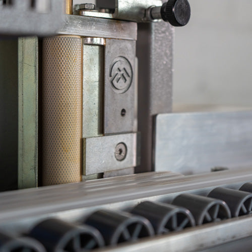 Maksiwa CBC.MR Hot-Melt Edgebander with Ext. Tables (1ph)